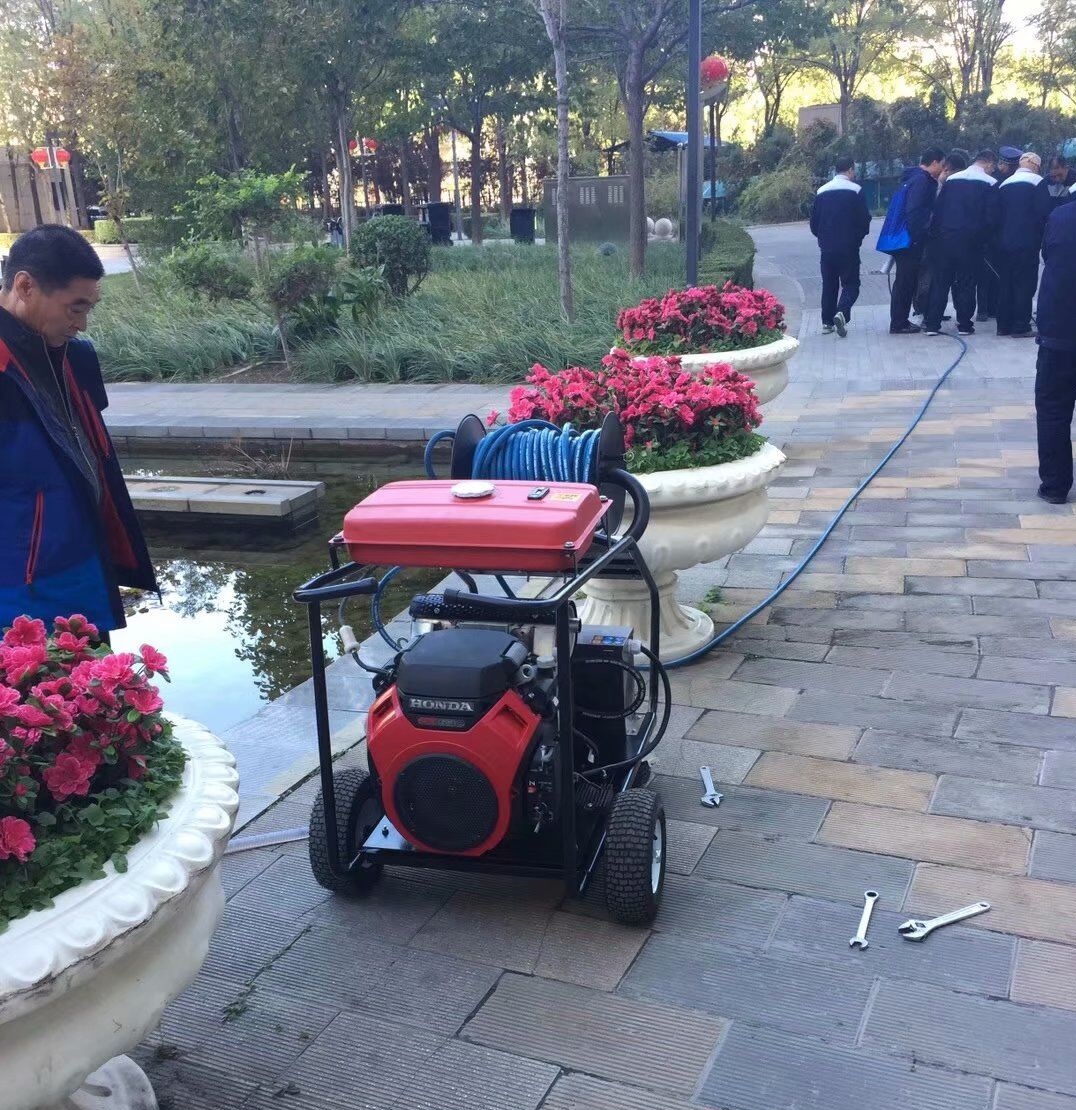 高壓疏通機(jī) 高壓疏通機(jī)